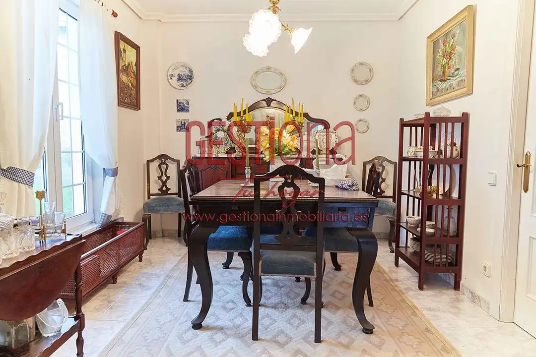 Comedor de Casa o chalet en venta en Solórzano con Jardín privado, Amueblado y Alarma