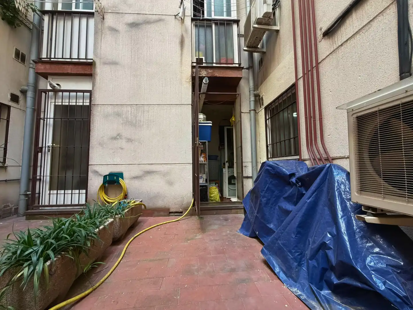 Vista exterior de Piso en venta en Madrid con Aire acondicionado, Calefacción y Parquet