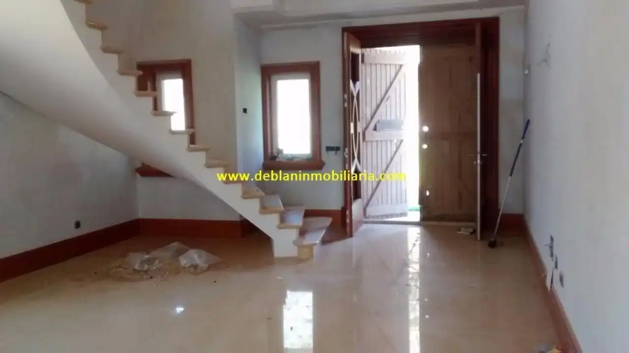 Houses for sale in Salvaterra de Miño  with Heating, Private garden and Parquet flooring