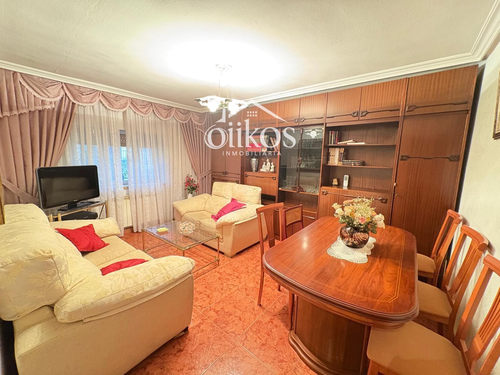 Living room of Flat for sale in Salamanca Capital  with Heating