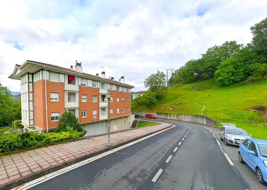 Exterior view of Garage for sale in Mallabia