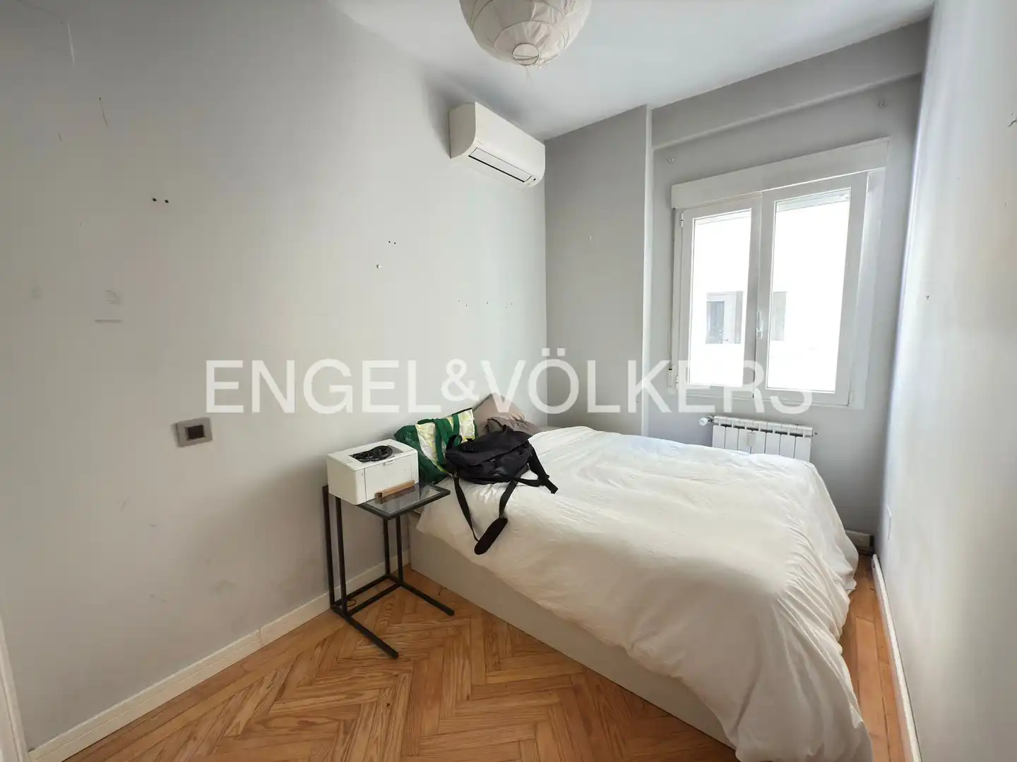 Habitación de Piso de alquiler en Madrid con Aire acondicionado, Calefacción y Amueblado