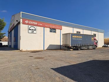 Nau industrial en venda a Avenida ARCOS LOS 5