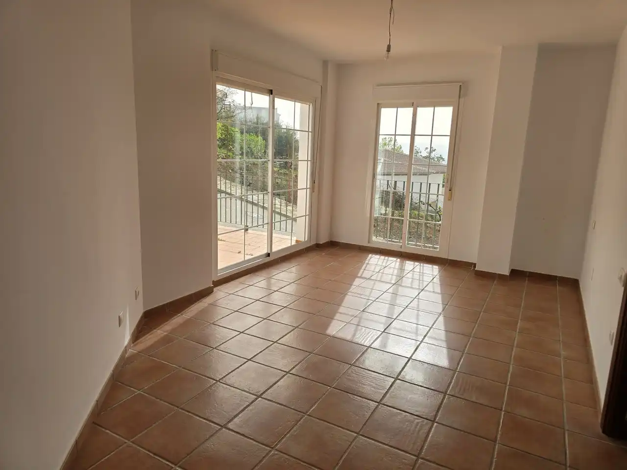 Vista exterior de Finca rústica en venda en Alcaucín amb Terrassa
