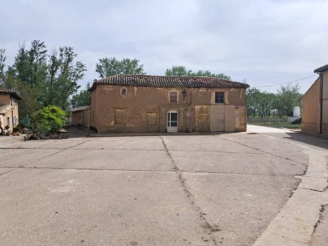 Finca rústica en Venta en Calle Iglesia, 8 en Abarca de Campos