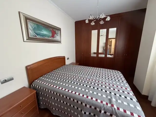 Dormitori de Apartament en venda en Santurtzi  amb Calefacció, Terrassa i Moblat