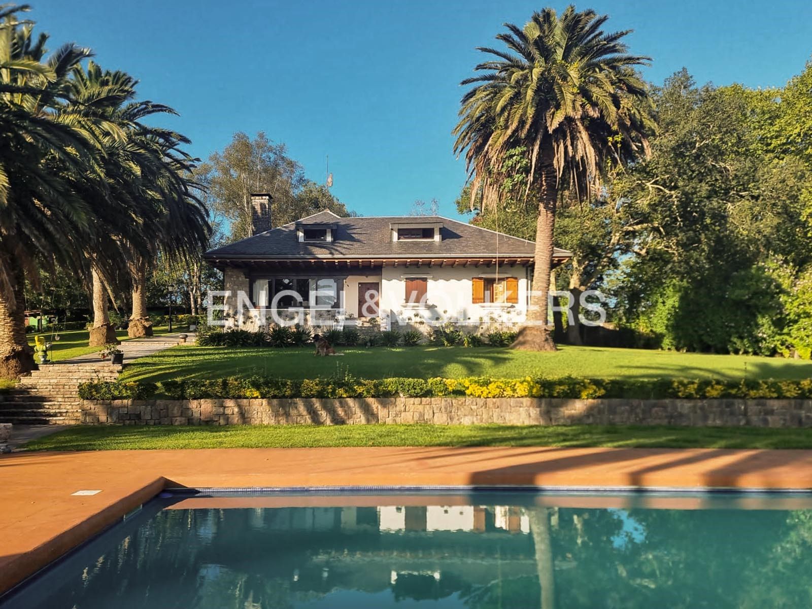 Exterior view of Country house for sale in Donostia - San Sebastián   with Air Conditioner, Heating and Private garden