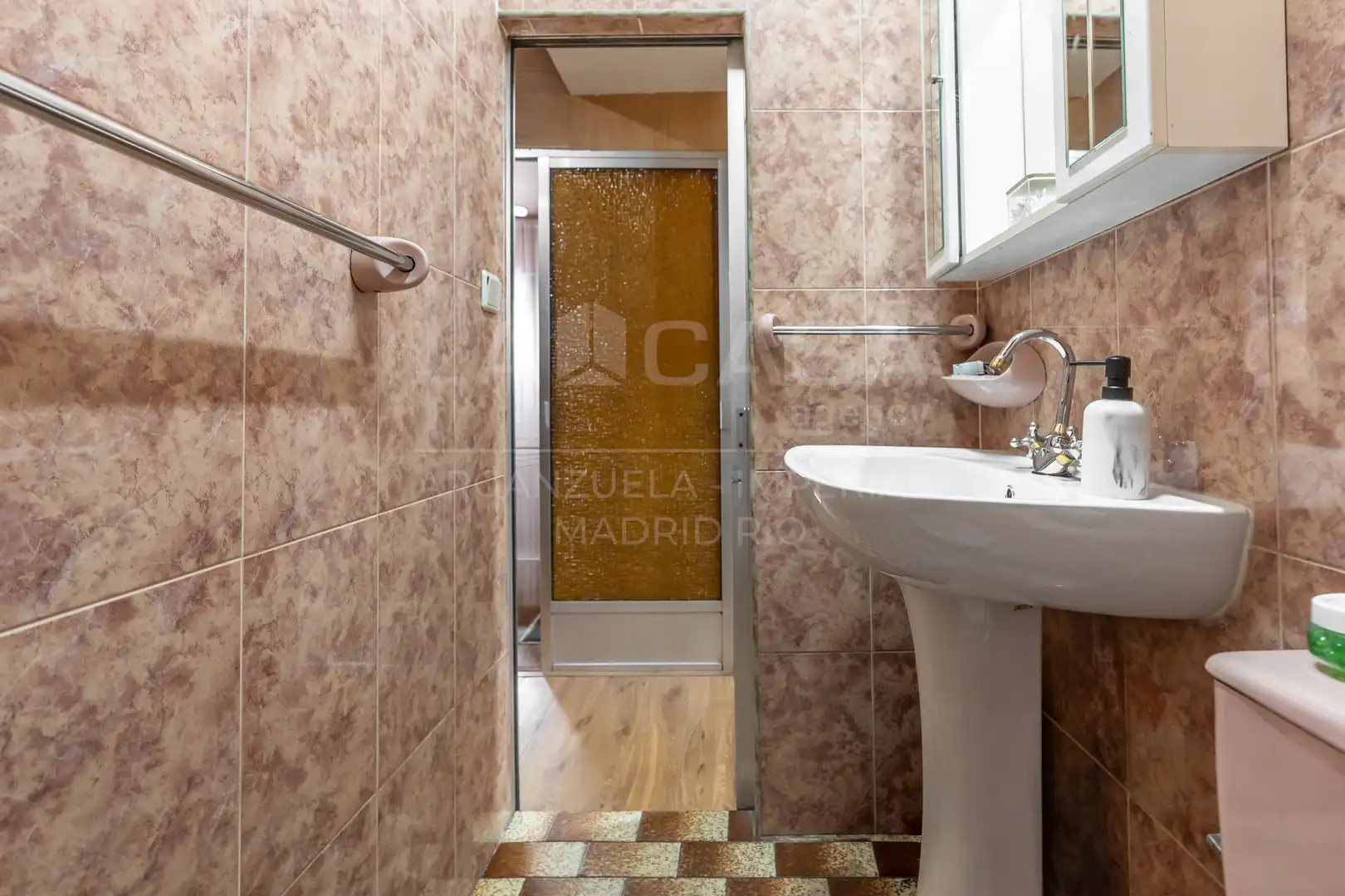 Baño de Piso en venta en Madrid con Balcón