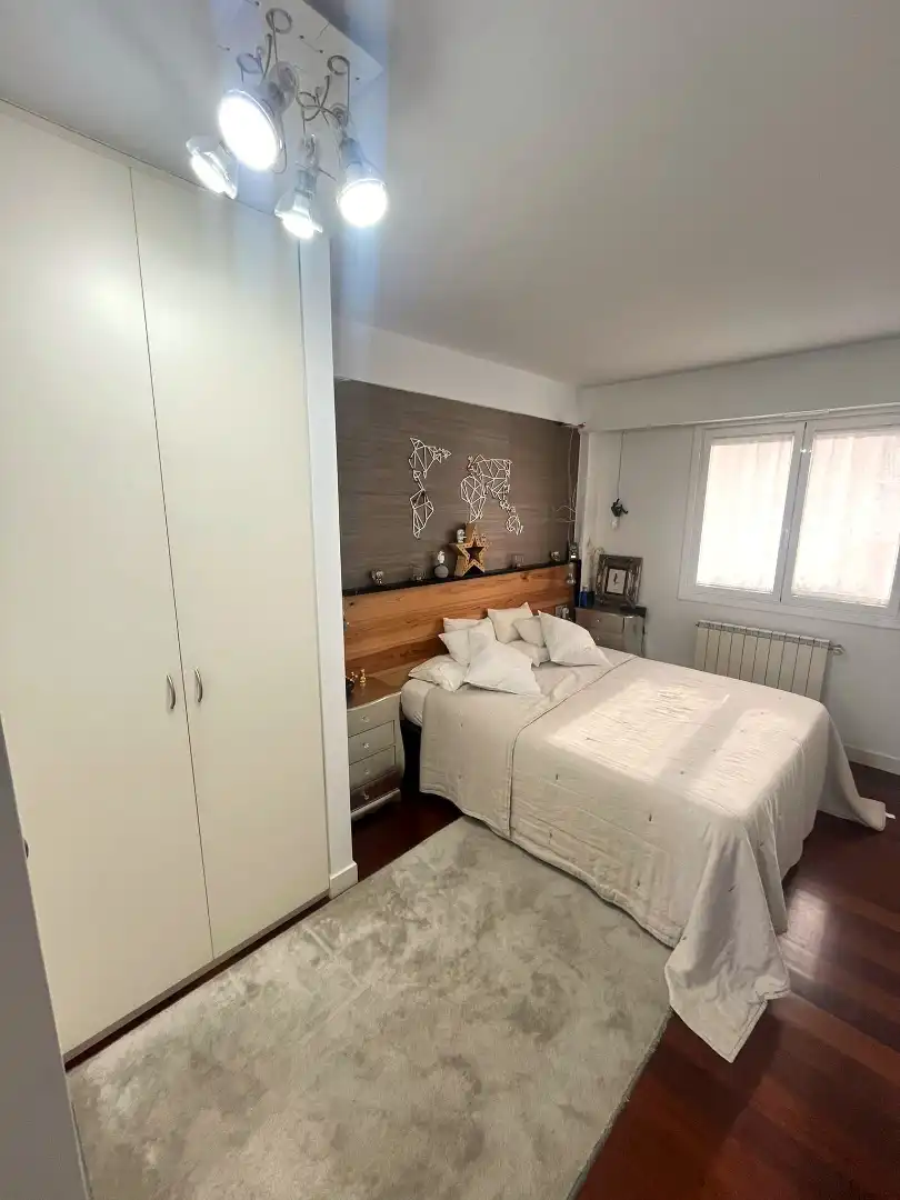 Dormitori de Àtic en venda en Donostia - San Sebastián  amb Aire condicionat, Calefacció i Terrassa