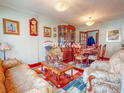Living room of Flat for sale in Vigo   with Heating, Parquet flooring and Terrace