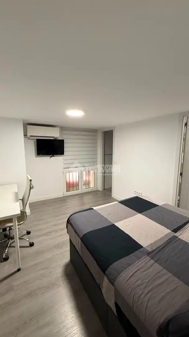 Schlafzimmer von Wohnung zum Verkauf in Madrid mit Klimaanlage, Heizung und Möbliert