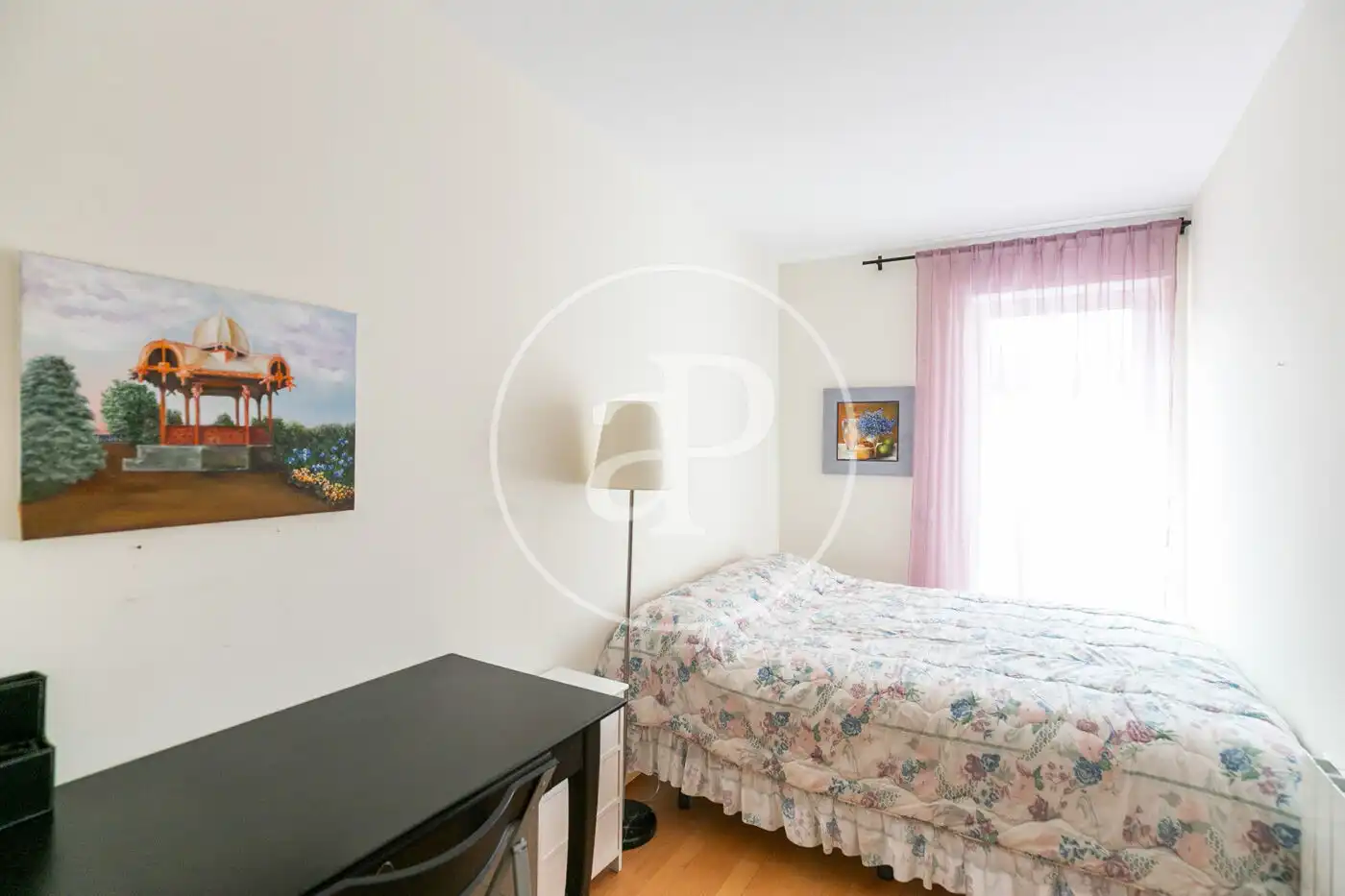 Schlafzimmer von Maisonette zum Verkauf in Barcelona mit Klimaanlage, Heizung und Terrasse