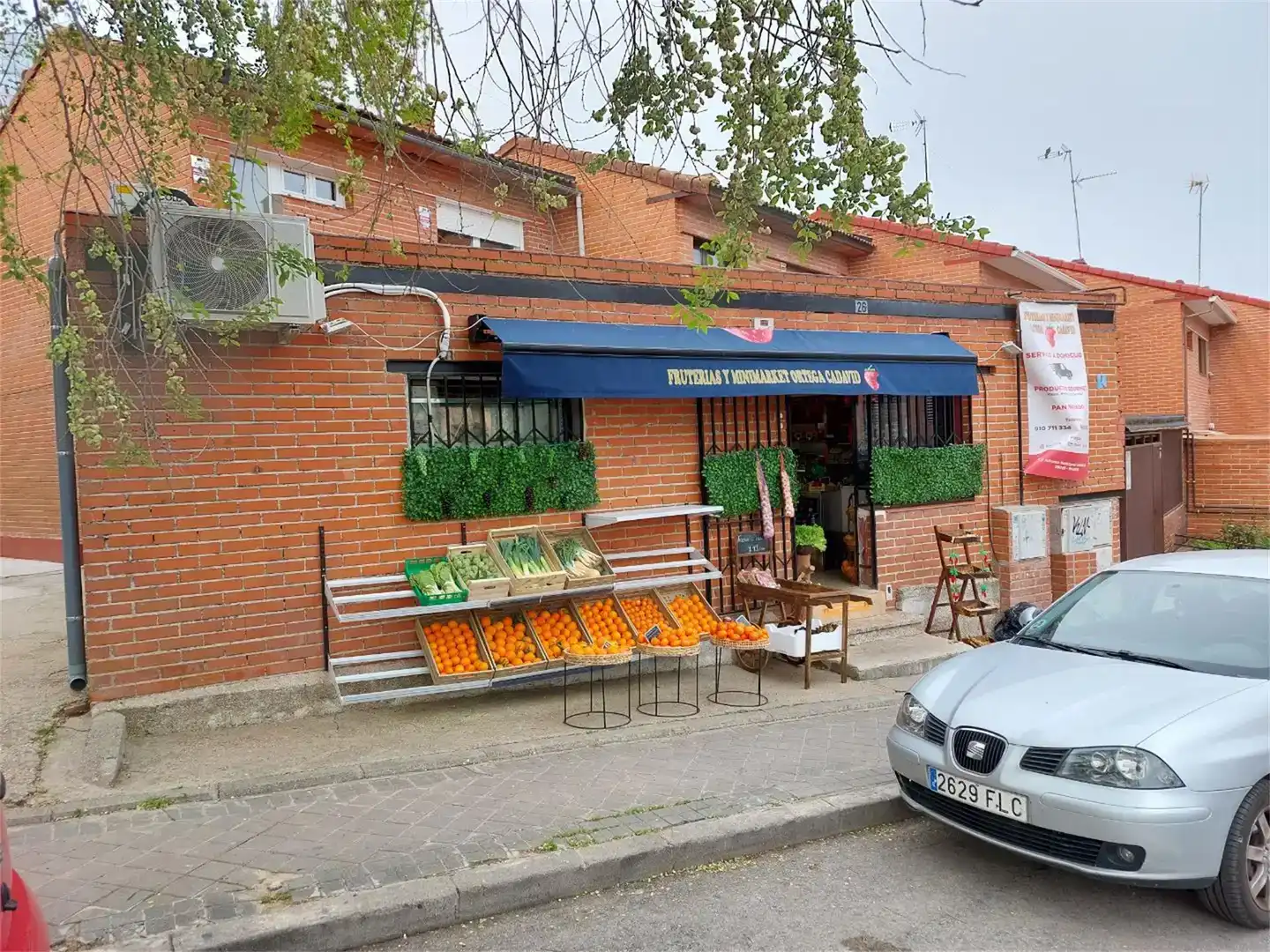 Local de lloguer a Calle de Alfonso Rodríguez Castelao, 26, Peñagrande