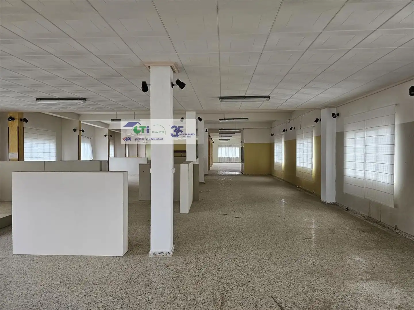 Nave industrial in vendita a C/ Pinos, imagen 5