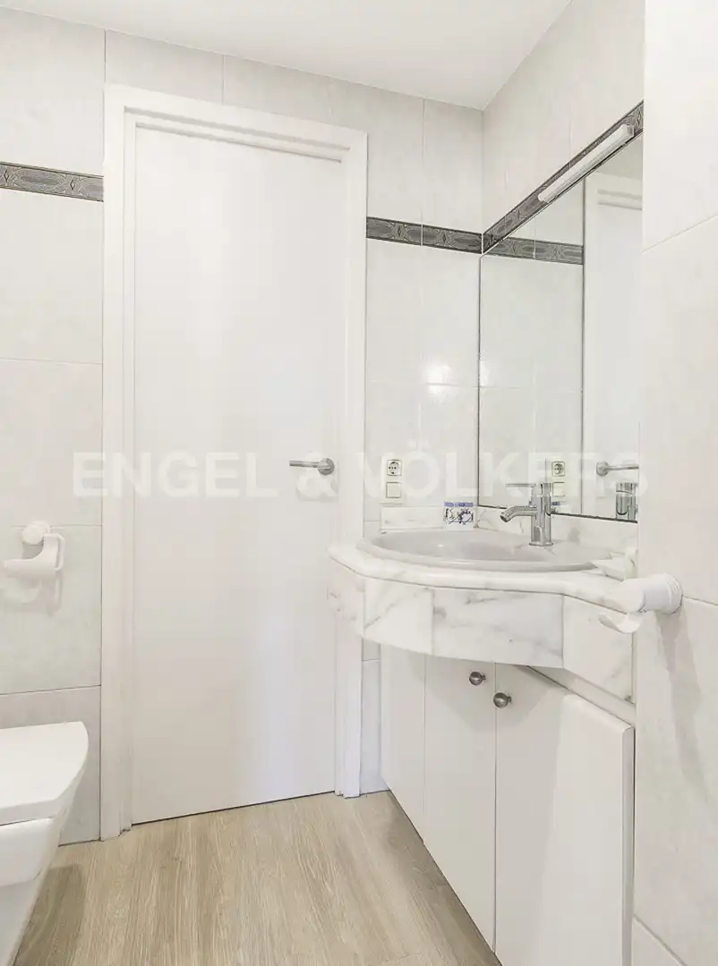 Baño de Piso en venta en Barcelona con Calefacción y Parquet