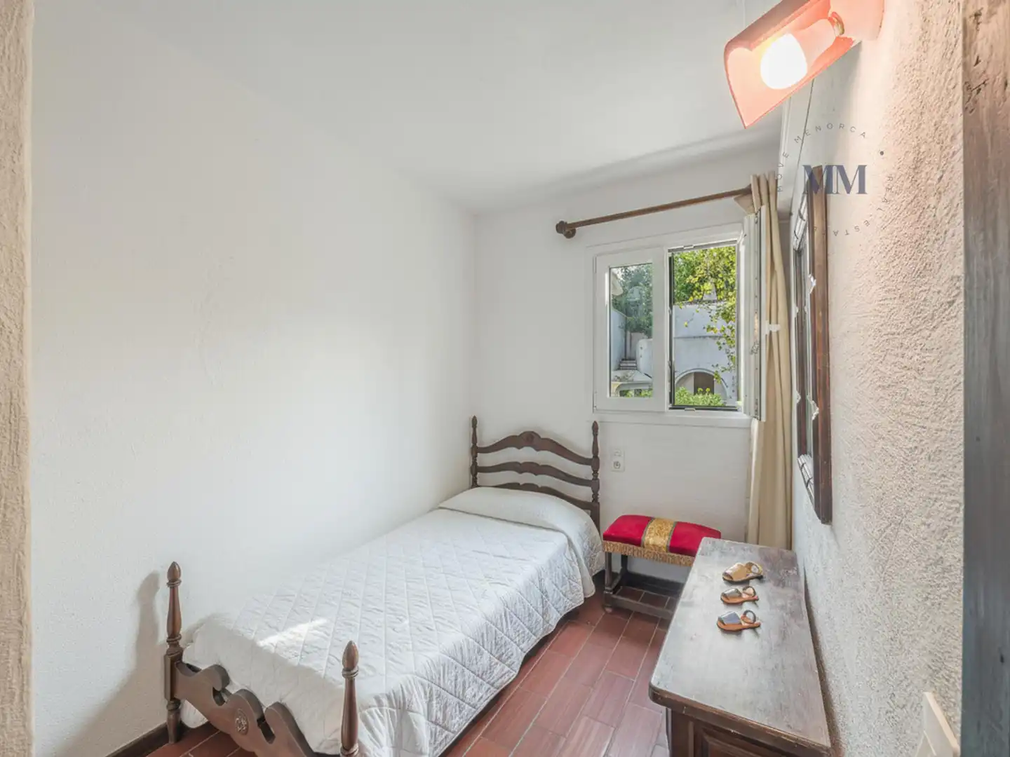 Schlafzimmer von Maisonette zum Verkauf in Es Castell mit Klimaanlage, Terrasse und Balkon