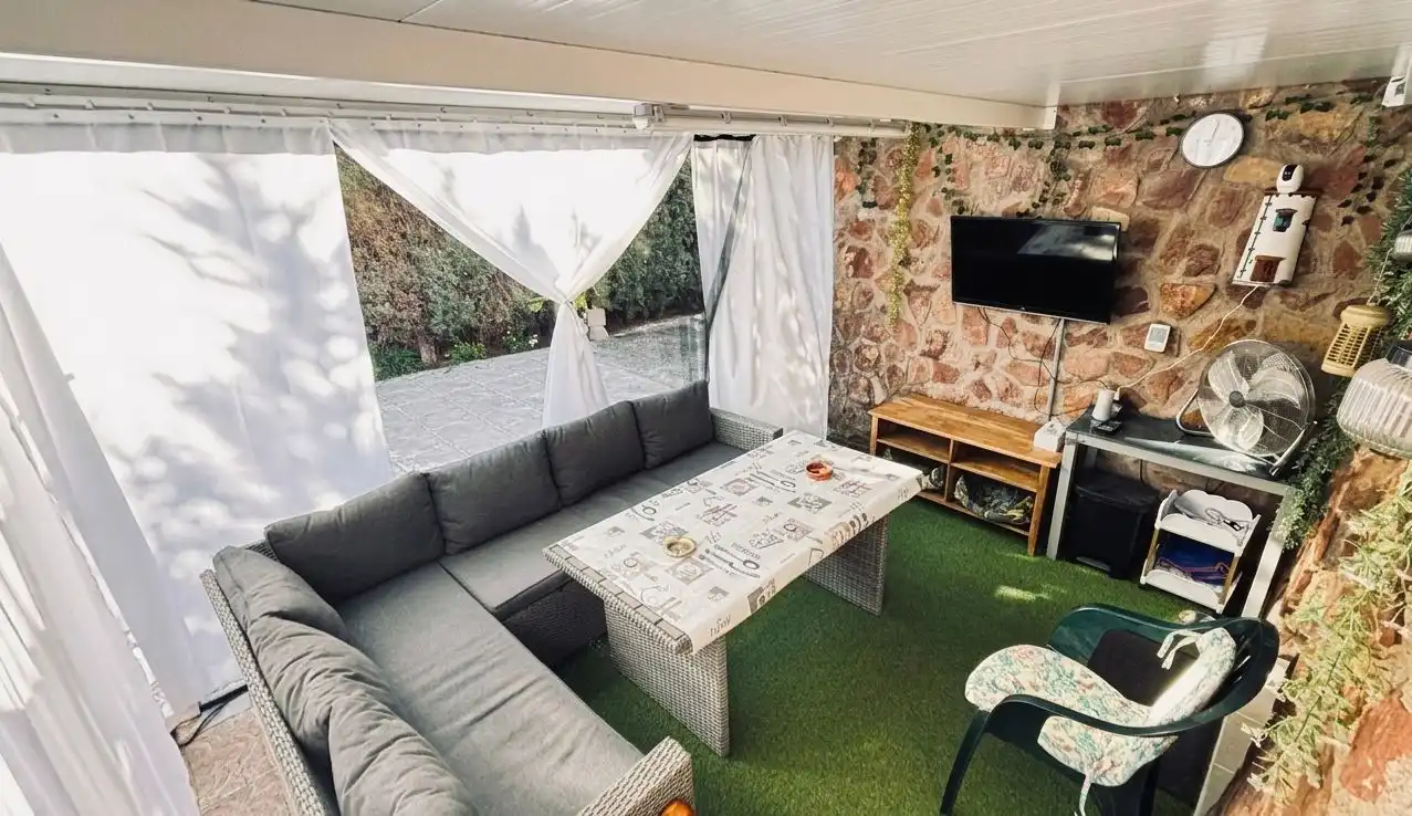 Terraza de Casa o chalet en venta en El Casar de Escalona con Aire acondicionado, Calefacción y Jardín privado
