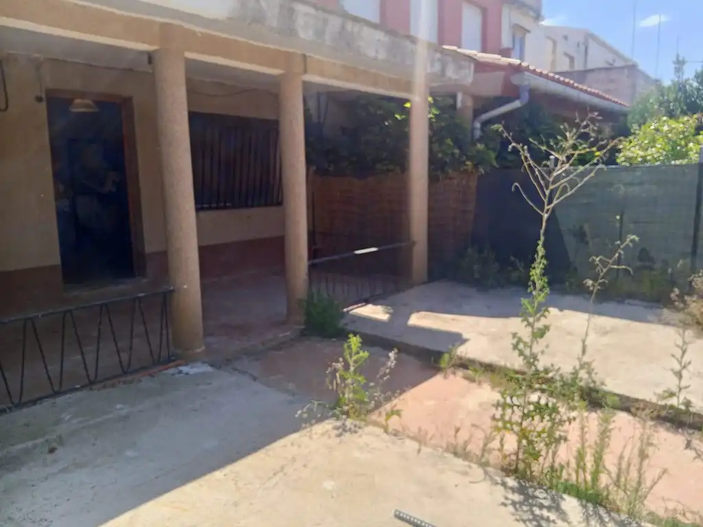 Finca rústica de lloguer en Calles amb Jardí privat, Terrassa i Forn