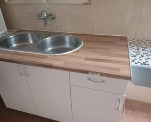 Kitchen of Flat to rent in Ripollet