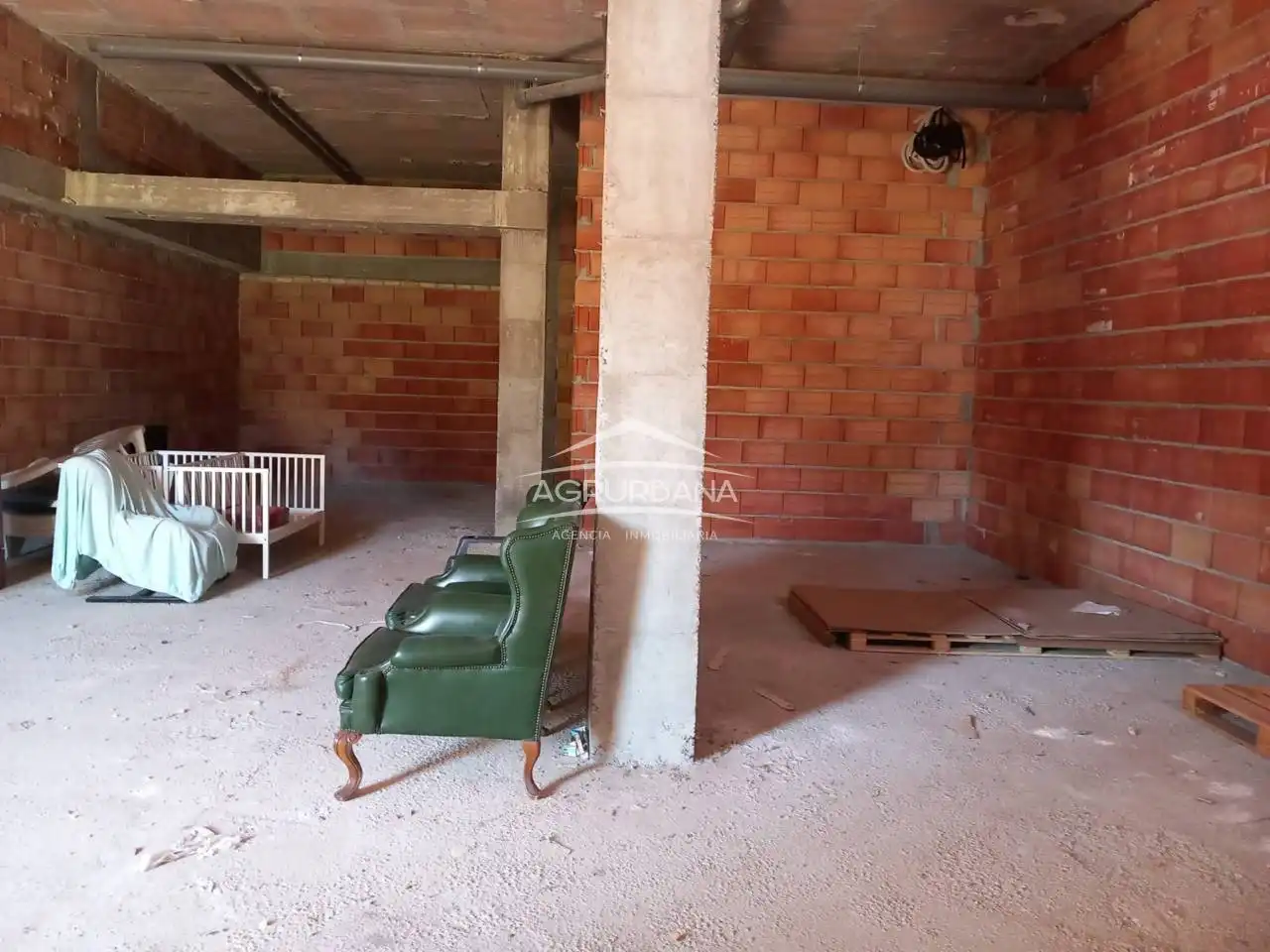 Local comercial de lloguer a Calle Atenas, imagen 2