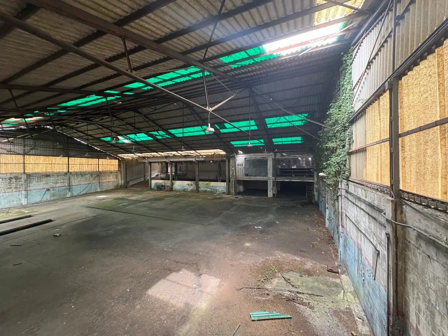 Industrial buildings for sale in Betanzos