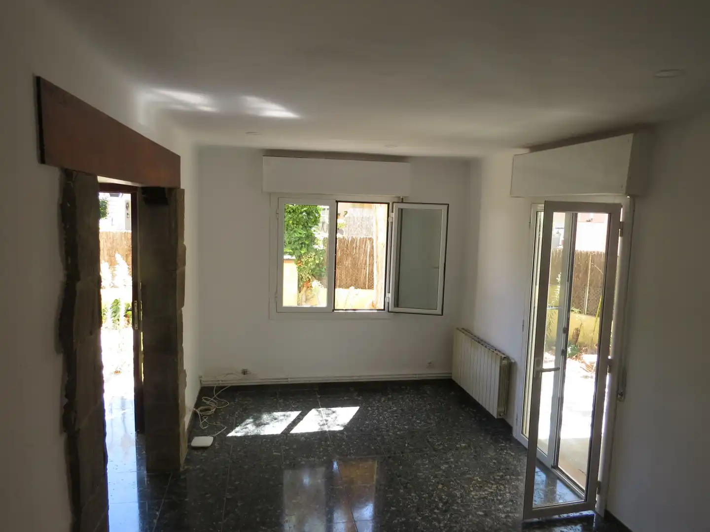 Living room of Houses for rent in Sant Andreu de Llavaneres  with Heating, Private garden and Parquet flooring