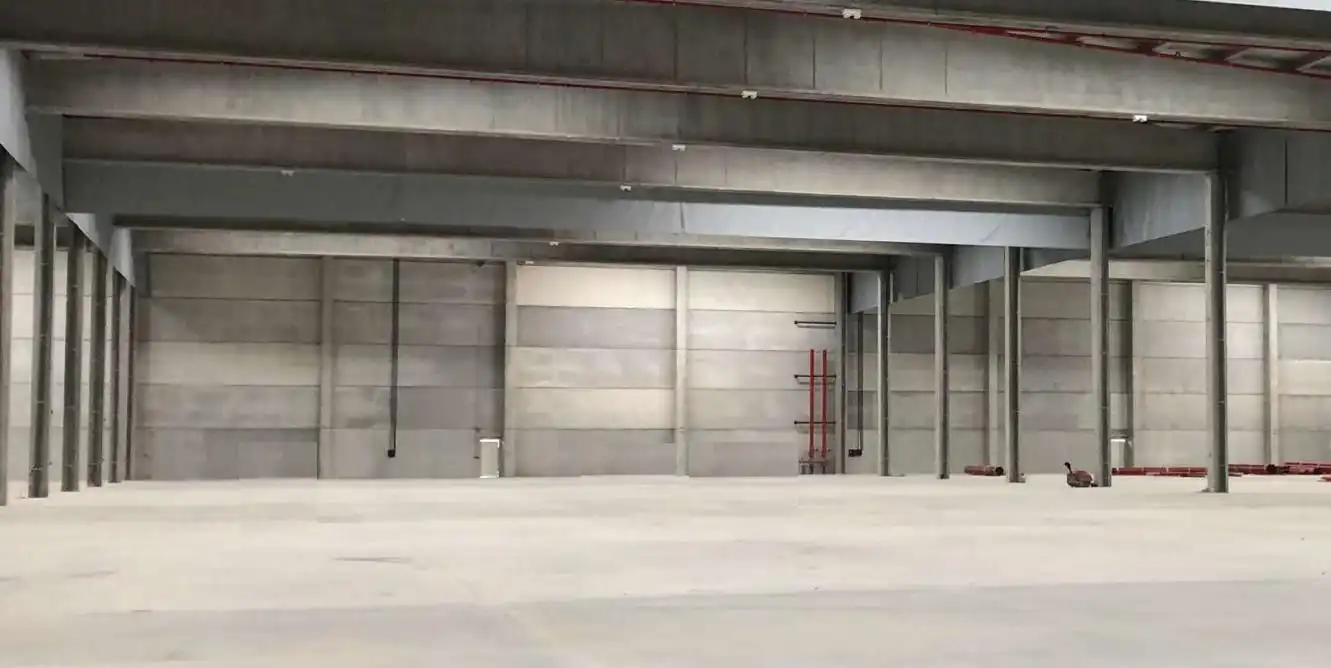 Nave industrial de alquiler en Sagunto / Sagunt