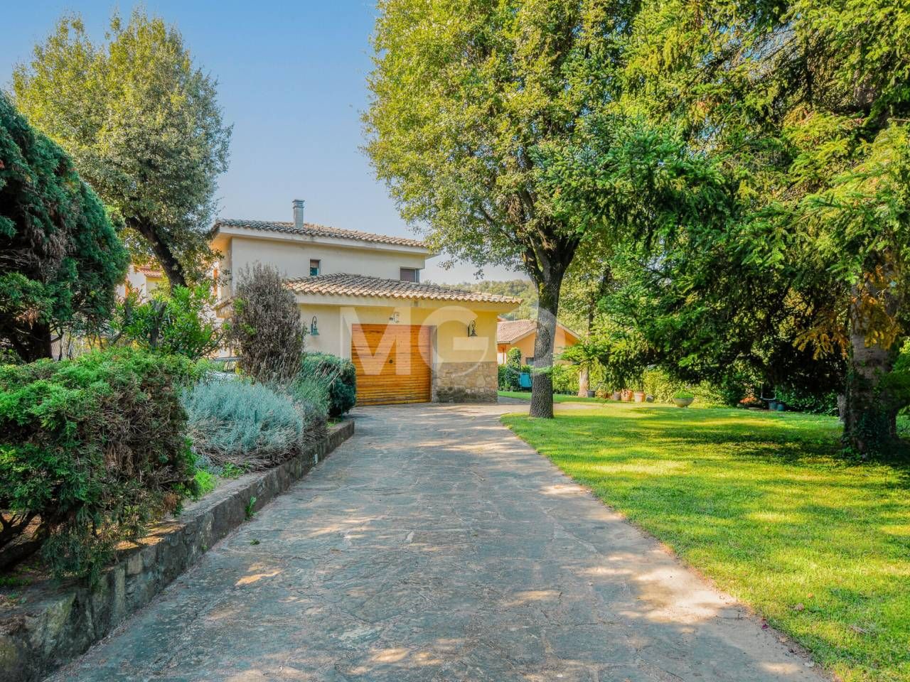 Jardí de Casa o xalet en venda en Tavèrnoles amb Calefacció, Jardí privat i Parquet