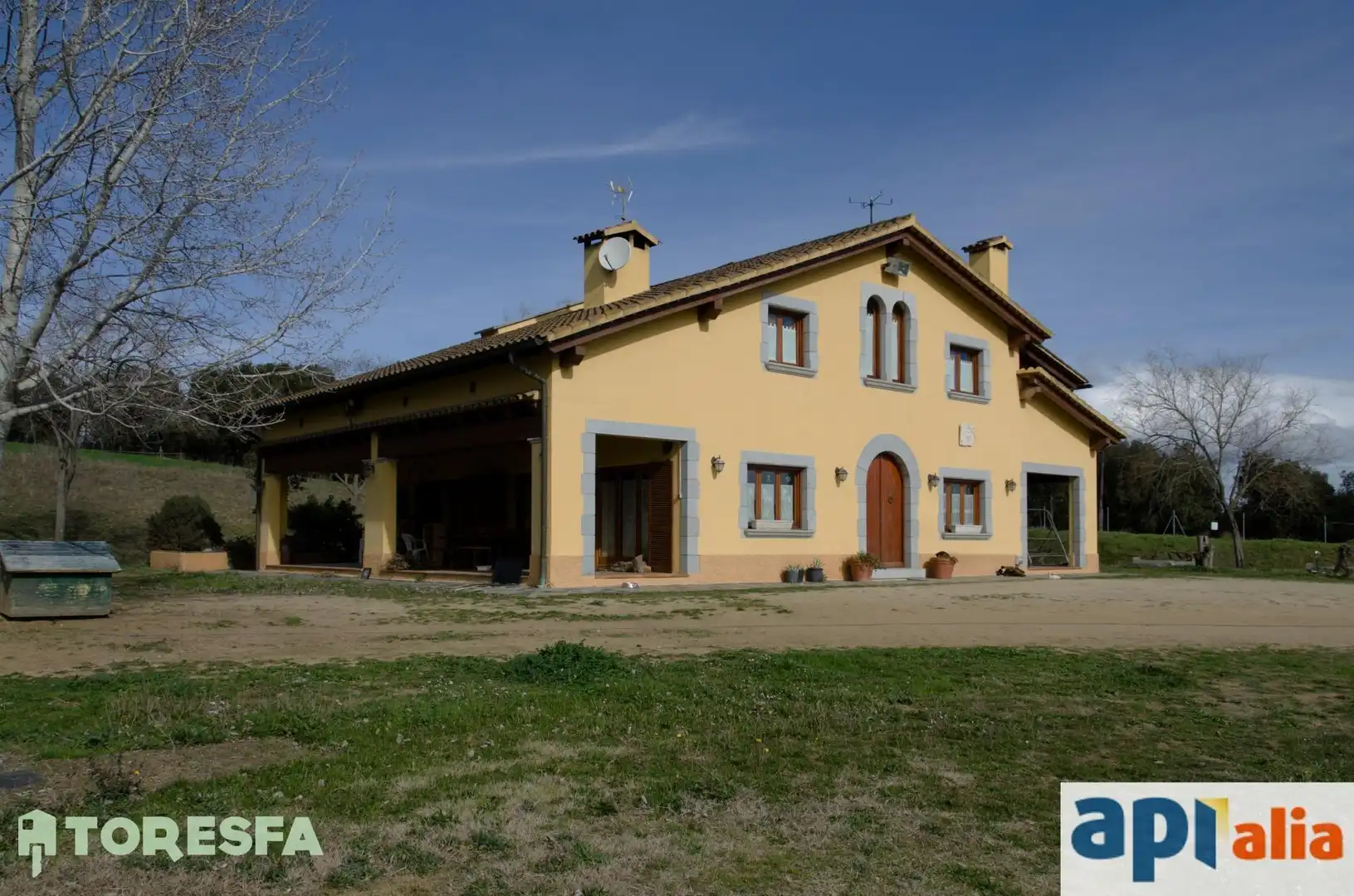 Vista exterior de Finca rústica en venda en Llinars del Vallès amb Terrassa