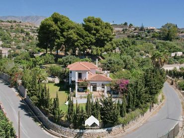 Casa rústica amb jardí en venda a Motril  ciudad