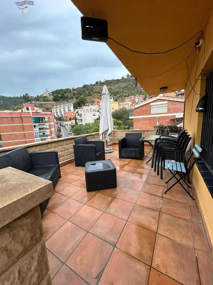 House with terrace for sale in Horta - Guinardó, imagen 4