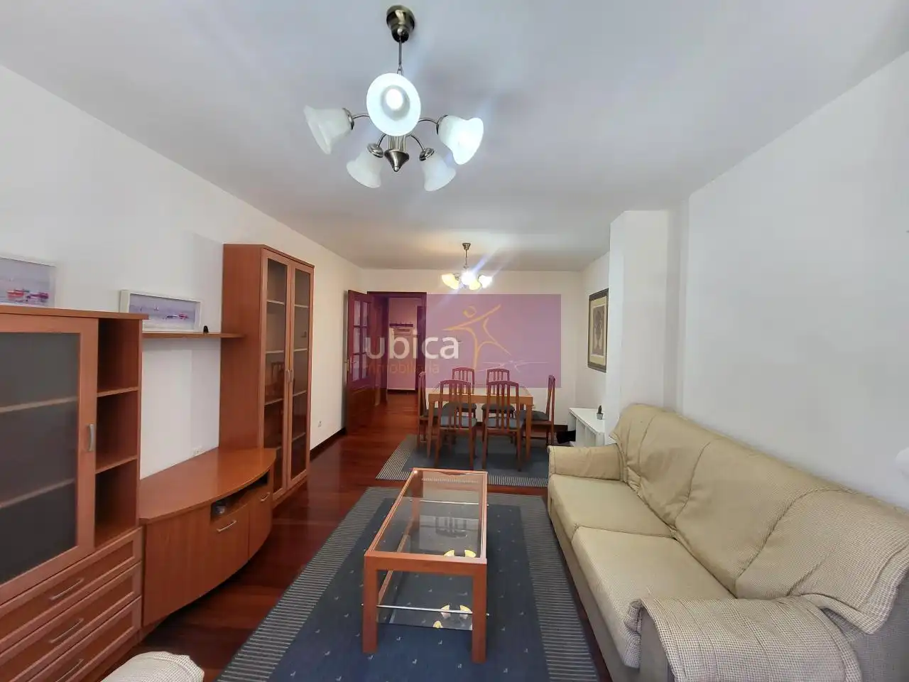 Sala d'estar de Pis en venda en Vigo  amb Calefacció, Parquet i Terrassa