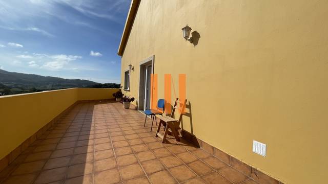 Casa adosada en Venta en Lugar Roris, 12 en Loureda - Lañas - Barrañán