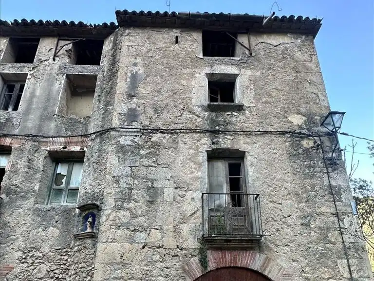 Casa amb jardí en venda a Font De La Reina, 19
