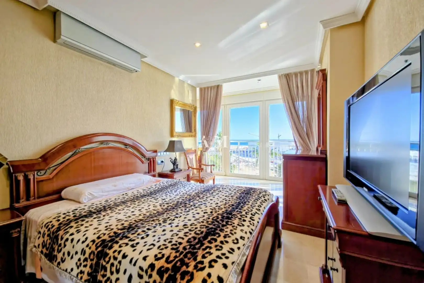 Bedroom of Flat for rent in Torrevieja  with Air Conditioner, Heating and Terrace