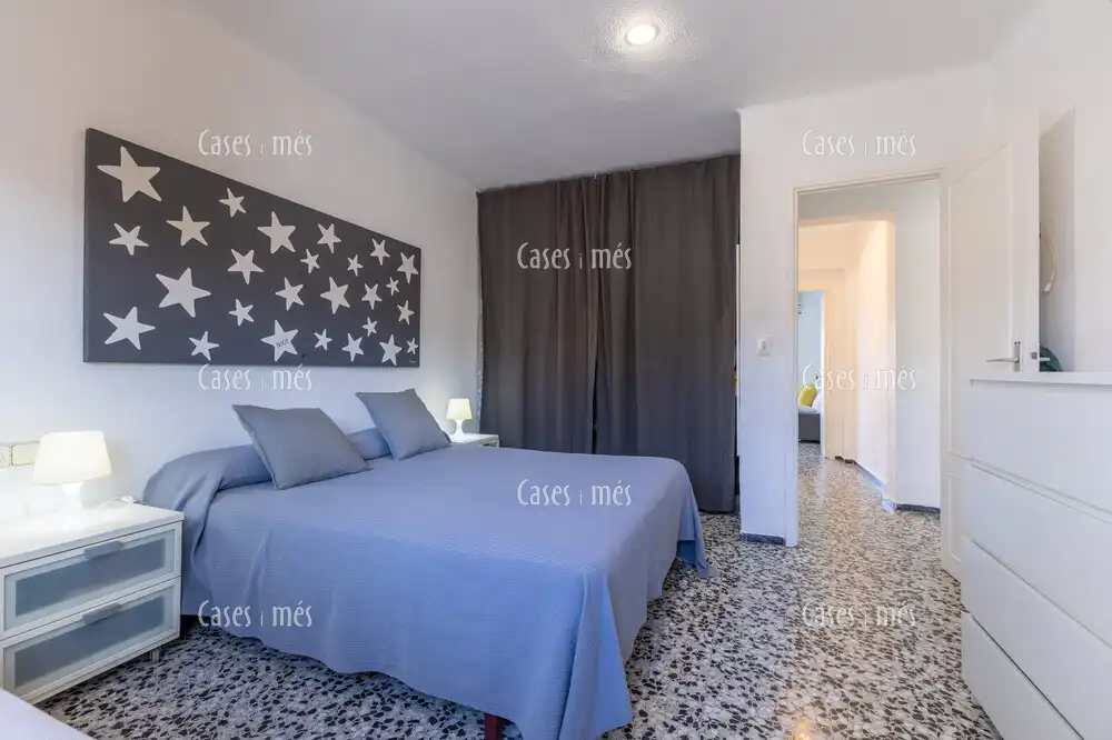 Habitación de Apartamento en venta en La Pobla de Farnals con Terraza, Amueblado y Piscina comunitaria
