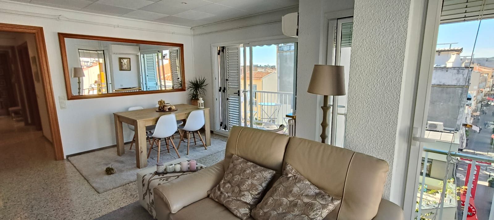 Sala de estar de Piso en venta en Calella con Aire acondicionado, Calefacción y Amueblado