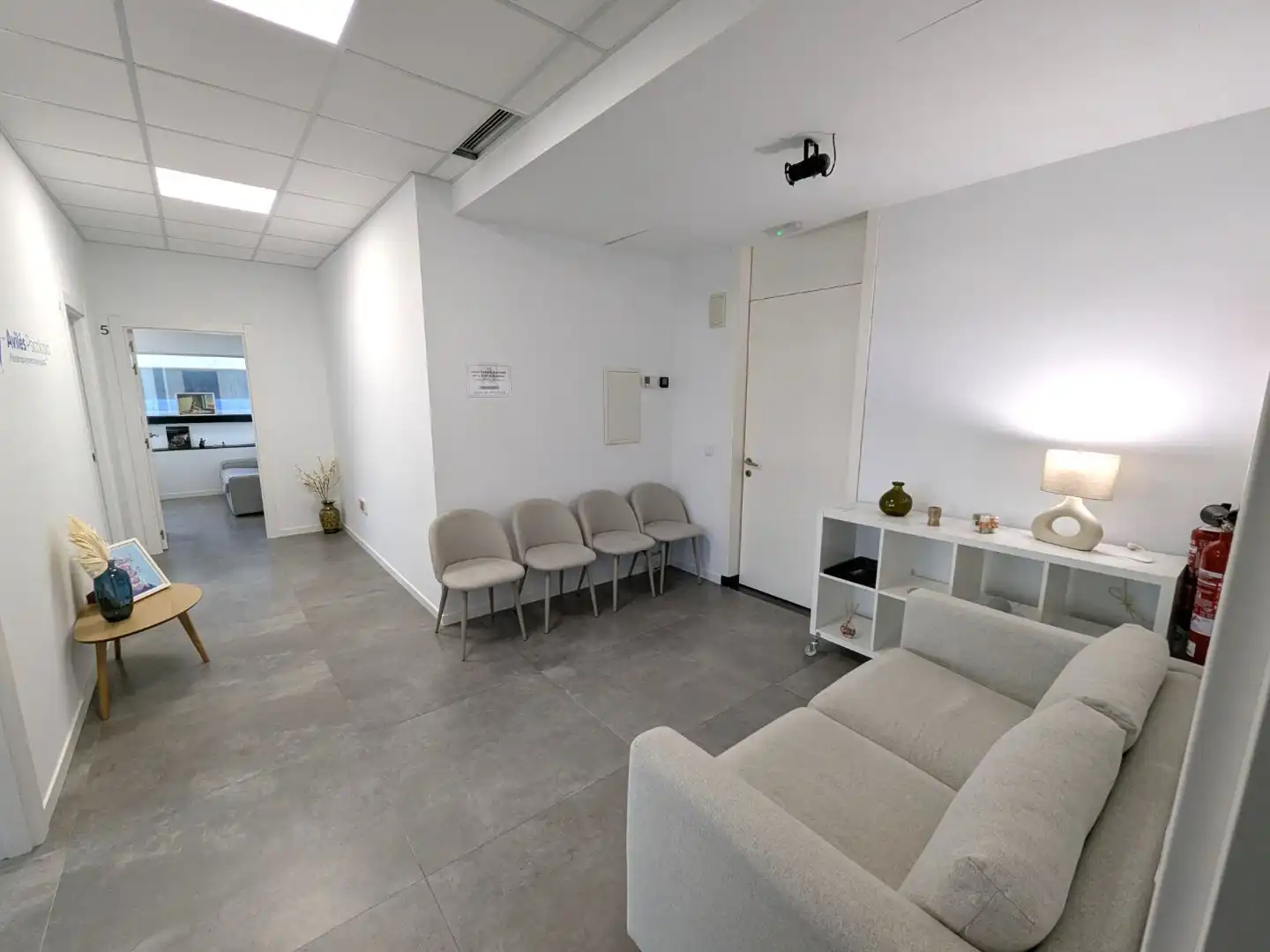 Office for rent in Sevilla  with Air Conditioner, Heating and Furnished