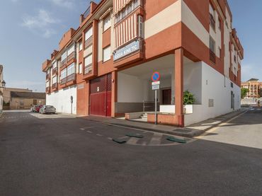 Piso con ascensor en venta en Residencial Triana - Barrio Alto