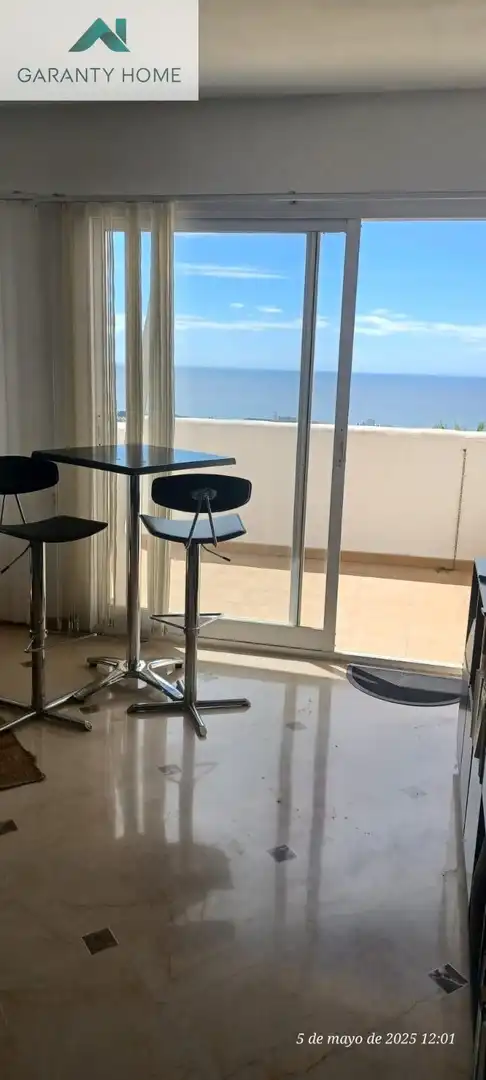 Penthouse with pool for sale in Calahonda