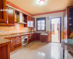 Kitchen of Single-family semi-detached for sale in Herrera  with Air Conditioner, Terrace and Balcony