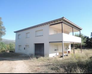 Vista exterior de Finca rústica en venda en Navaluenga