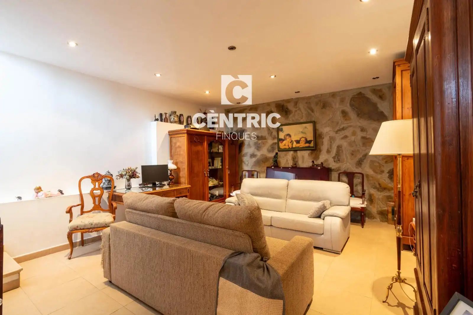 Sala d'estar de Casa adosada en venda en Ullastrell amb Aire condicionat, Calefacció i Terrassa