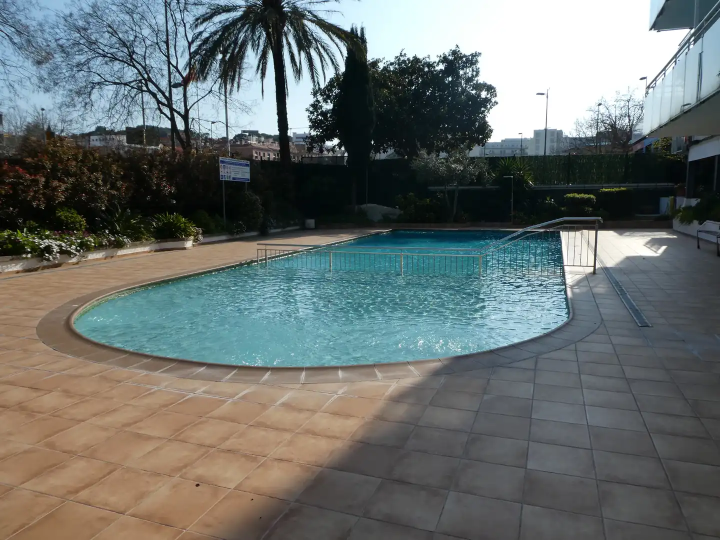 Schwimmbecken von Wohnungen zum Verkauf in Lloret de Mar mit Terrasse und Gemeinschaftspool