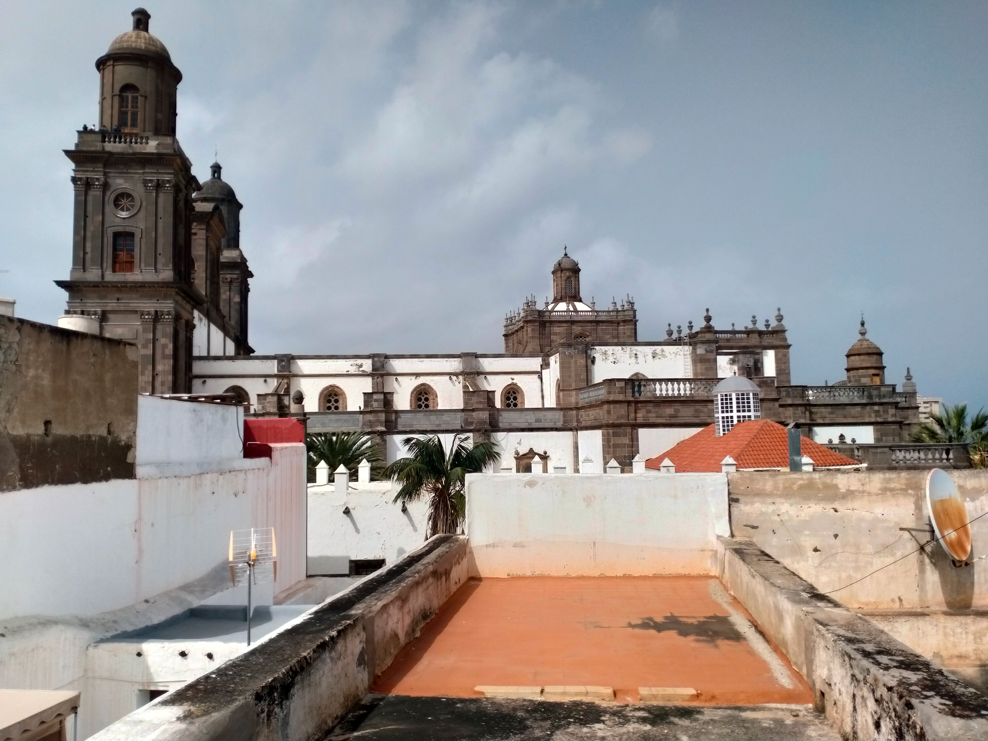 Exterior view of House or chalet for sale in Las Palmas de Gran Canaria  with Washing machine and Balcony