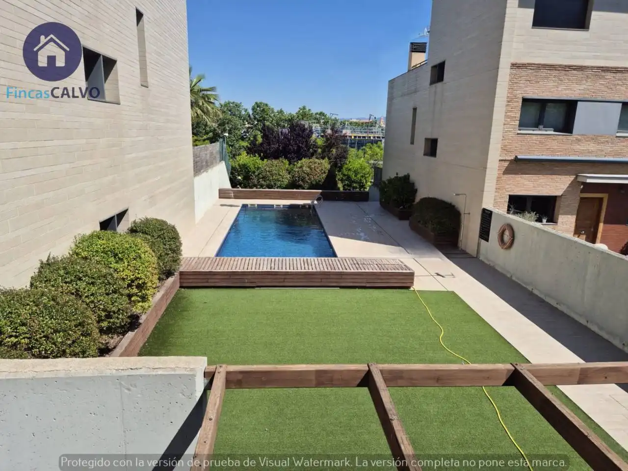 Piscina de Casa adosada en venta en Sant Quirze del Vallès con Aire acondicionado, Calefacción y Jardín privado