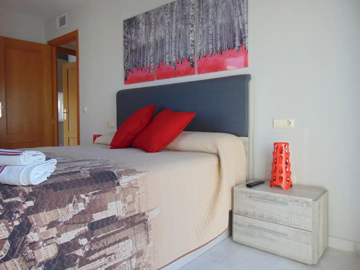 Habitación de Ático en venta en Fuengirola con Aire acondicionado, Terraza y Amueblado