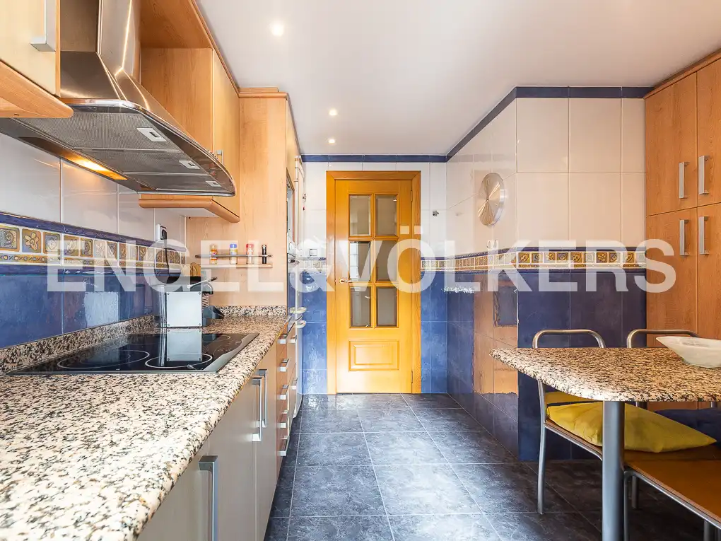 Flat for rent in Sant Pau