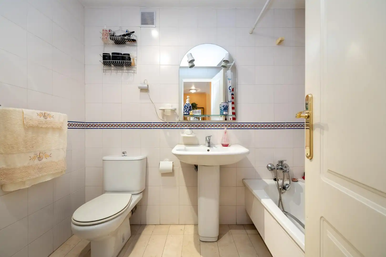 Bathroom of Detached homes for sale in Granada  with Air Conditioner, Heating and Private garden