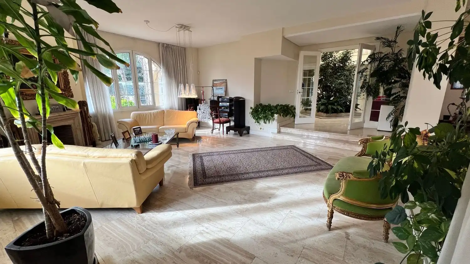 Sala d'estar de Casa o xalet en venda en Villanueva de la Cañada amb Aire condicionat, Calefacció i Terrassa
